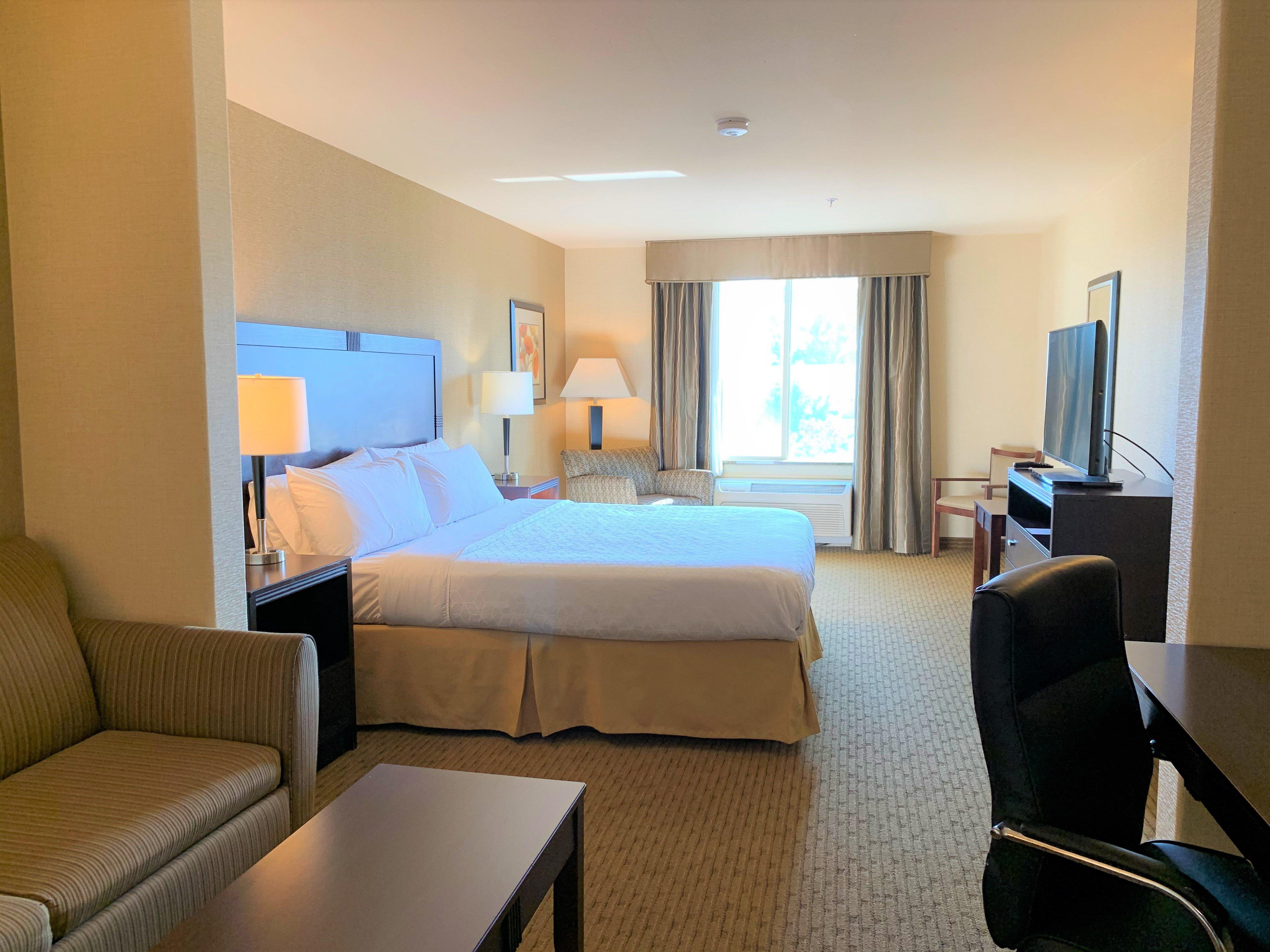 Holiday Inn Express Fresno Northwest - Herndon By Ihg Экстерьер фото