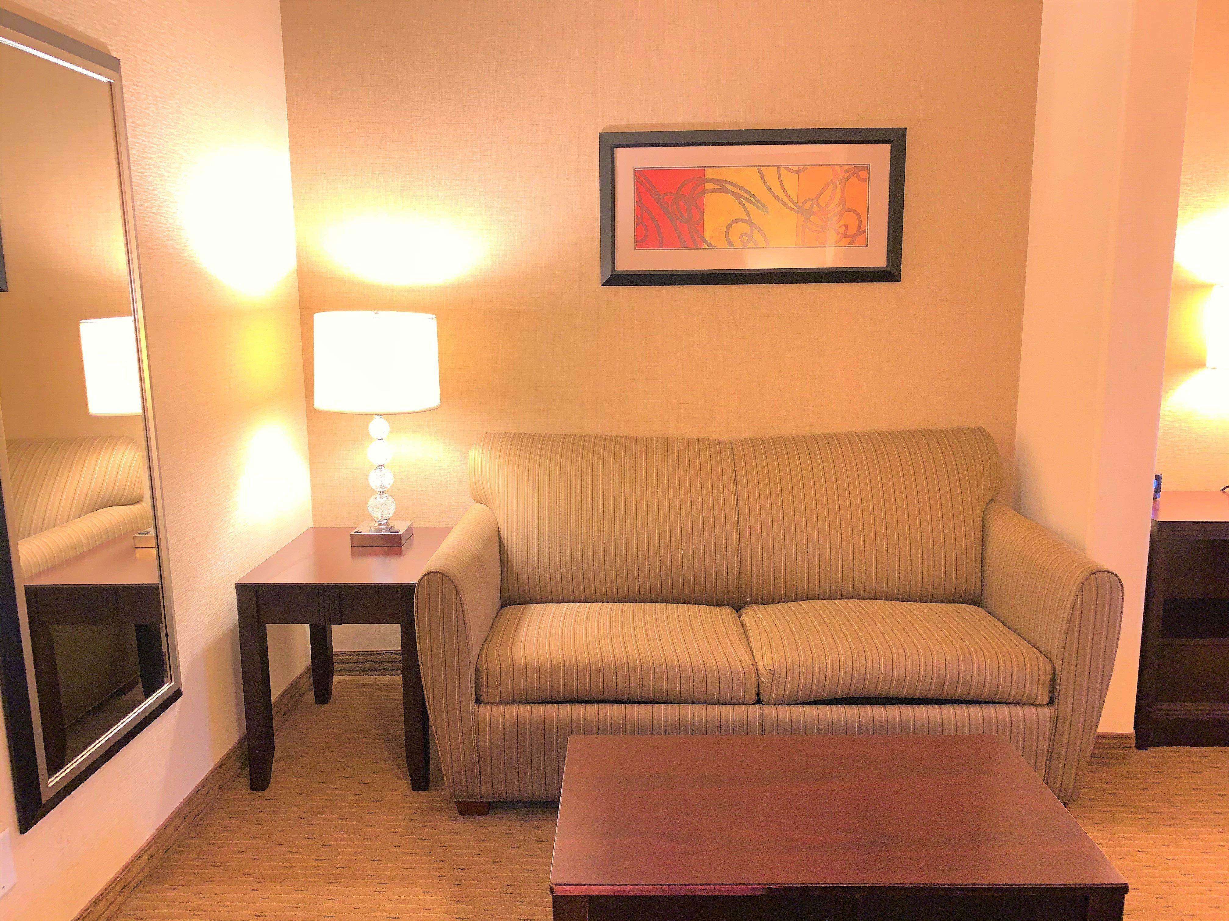 Holiday Inn Express Fresno Northwest - Herndon By Ihg Экстерьер фото