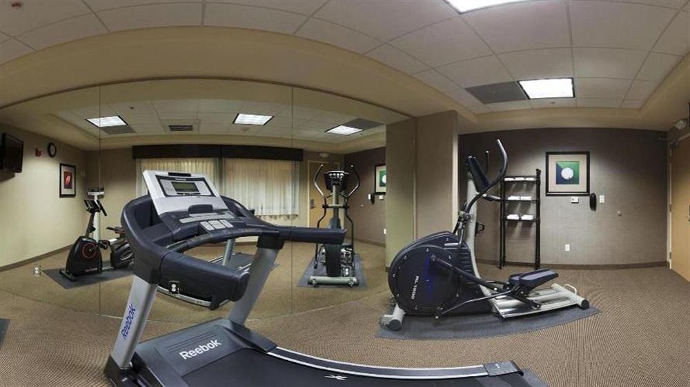 Holiday Inn Express Fresno Northwest - Herndon By Ihg Экстерьер фото